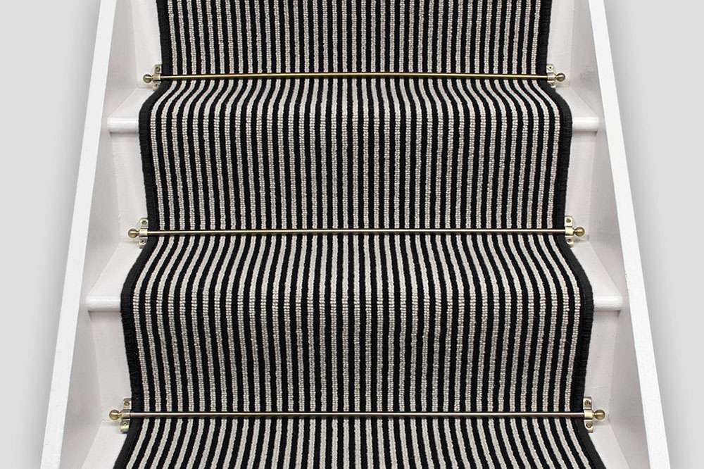 magpie striped   black border 2.jpg